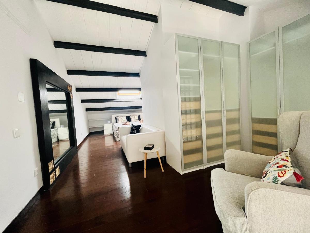 דירות אל מדאנו Casa Lola מראה חיצוני תמונה